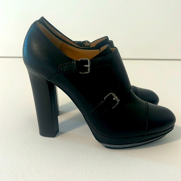 Lanvin Shoes - Lanvin high heel black leather boots size 39 1/2
